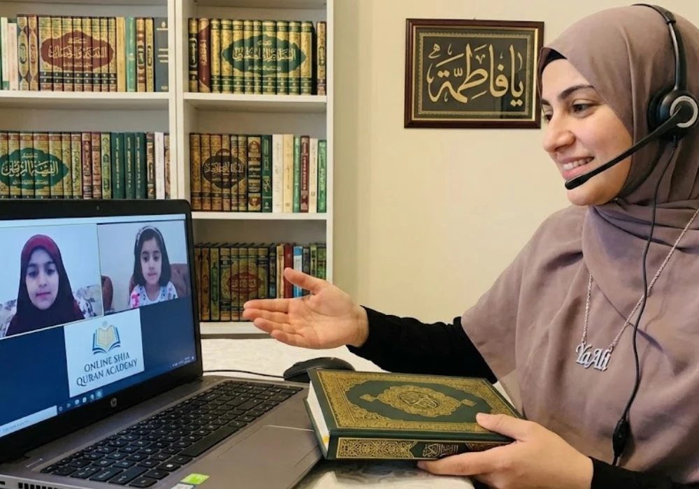 Shia Female Quran teacher
